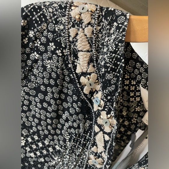 Magnolia Grace| Boho Floral Pattern Long Sleeve Blouse w Embroidered Beading••• - Picture 6 of 11